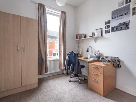 4 bedroom maisonette to rent - Photo 3