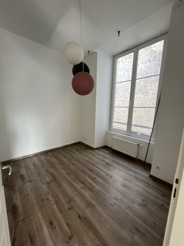 Location Appartement 3 pièces 61m² ORLEANS 45000 - Photo 2