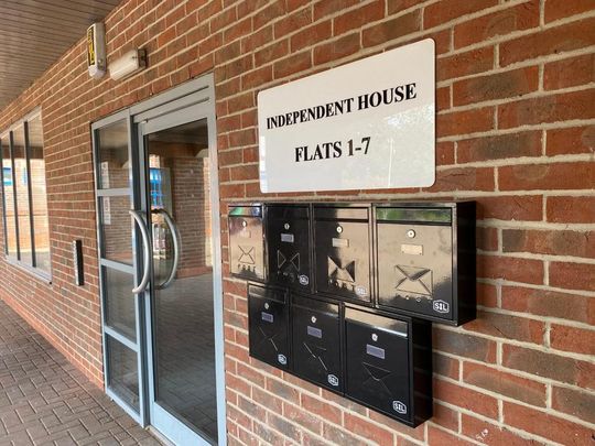 2 bedroom apartment to rent - Photo 1