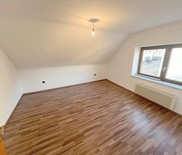 Reinsfeld: Attraktive Maisonette-Wohnung mit zwei Bädern, Balkon, K... - Photo 3