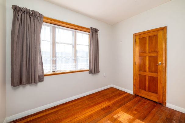 Three Bedroom Home On Keppel Street! - Photo 1