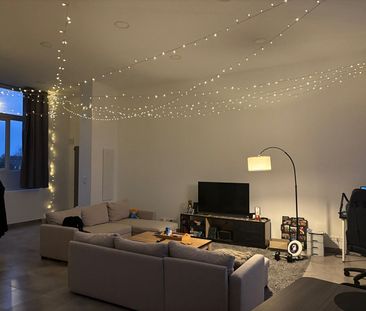 Location Appartement 1 pièce 64m² - Photo 2