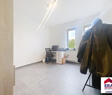 Appartement met 2 slaapkamers en garage in Oostrozebeke - Foto 2