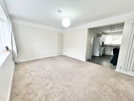 2 bed apartment to rent in Blundellsands Road East, Liverpool, L23 - Photo 3