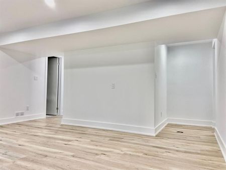 For Lease - 127 Treeview Drive Unit# Bsmt, Toronto, Ontario - Photo 3