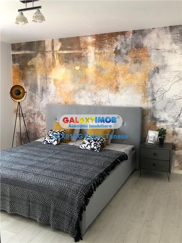 de inch ap cu 2 camere ultracentral FOND NOU cu parcare - Fotografie 4