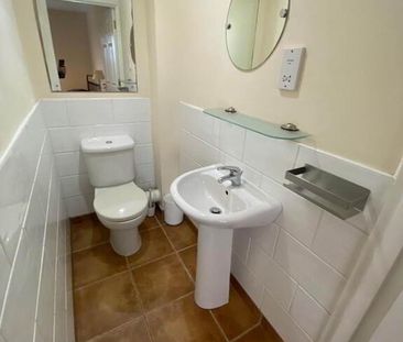 Apt 41 The Courtyard, Castlereagh Road, Belfast, BT5 5FZ - Photo 1