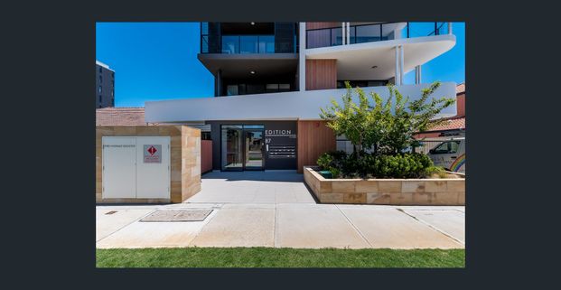 Edition Como — Designer Riverside Living Awaits - Photo 1