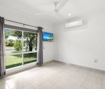 Charming Family Home in Sought After Redlynch - Photo 6