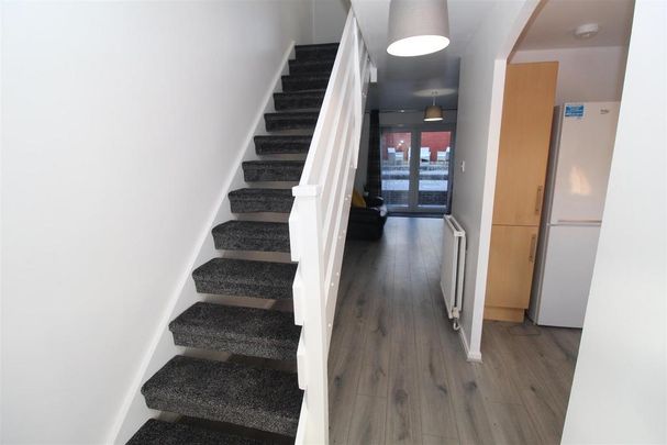 2 bedroom house to rent - Photo 1