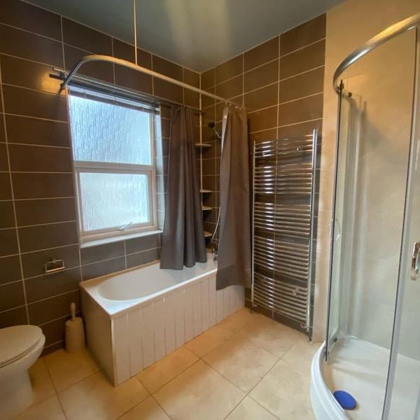 Room in a Shared House, School Road, B28 - Photo 1