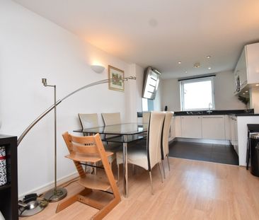 Argyll Road, London, SE18 - Photo 2