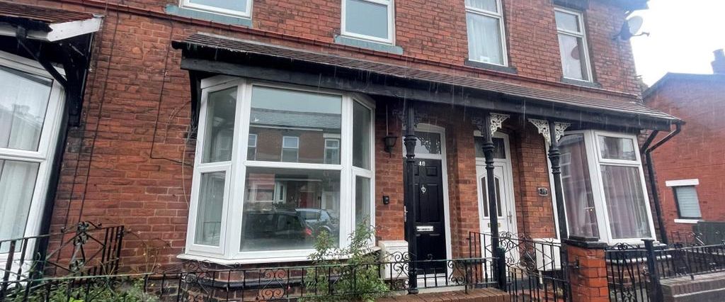 3 bedroom terraced house to rent - Photo 1