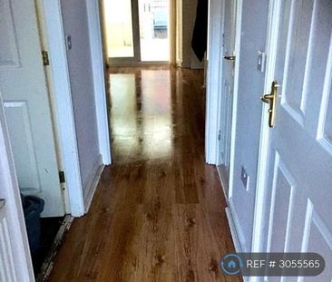 2 bedroom terraced house to rent - Photo 5