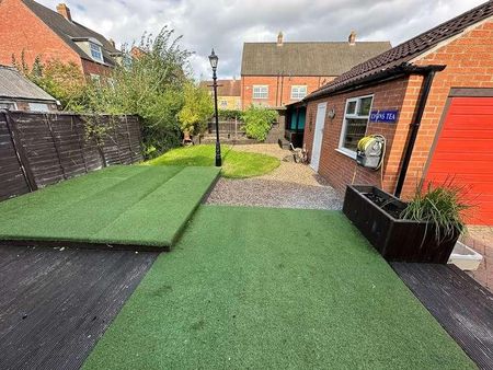 Rawcliffe Close, YO30 - Photo 2