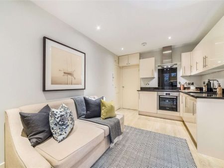 A modern one bedroom lateral flat located in a secure period building in the heart of Mayfair. - Photo 2