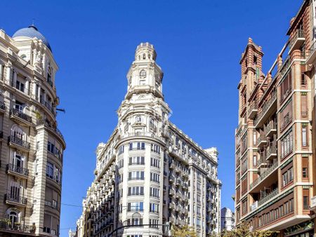 2 bedroom luxury Apartment for rent in Valencia - Photo 4