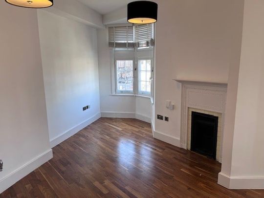 2 Bed Flat, Golders Green Crescent, NW11 - Photo 1