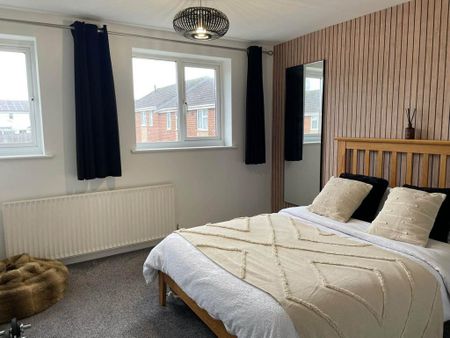 2 bedroom terraced house to rent - Photo 3