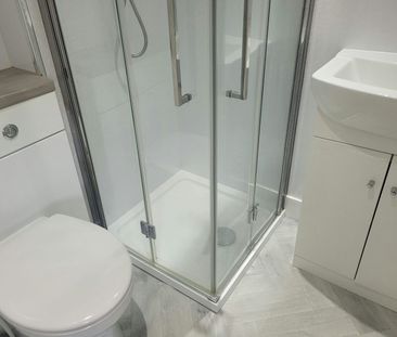 Flat to rent on - Photo 5