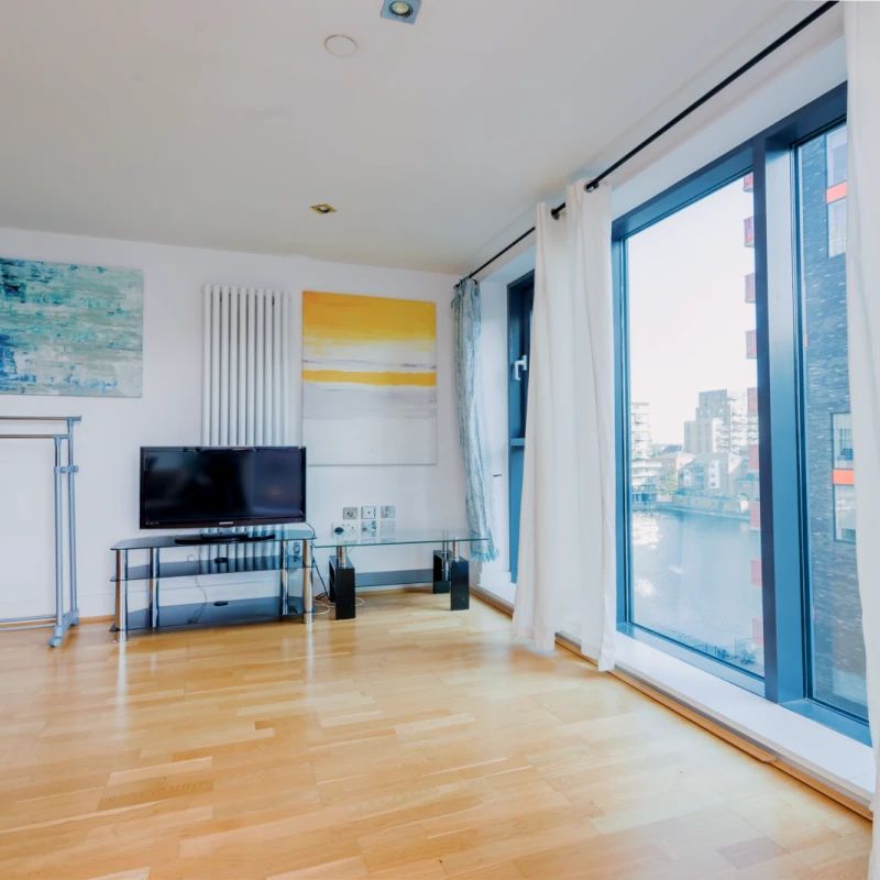 2 Bedroom 2 Bathroom Flat 141 - Photo 1