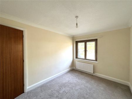 Love Lane, Ilminster, Somerset, TA19 - Photo 5