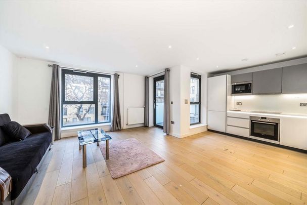 2 bedroom flat to rent - Photo 1