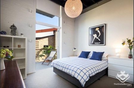 Double Story, Double Balcony, Dream Life in the London Woolstore Apartments - Photo 2