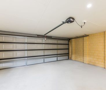 Perfect Family House in Quiet Neighbourhood at the Heart of Kwinana... - Photo 6