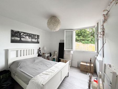 Location Appartement 3 pièces 66m² CHAMALIERES 63400 - Photo 3