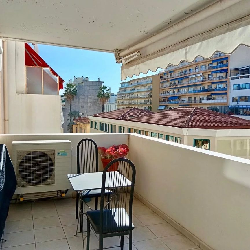 Location Appartement 2 pièces 49m² NICE 06100 - Photo 1