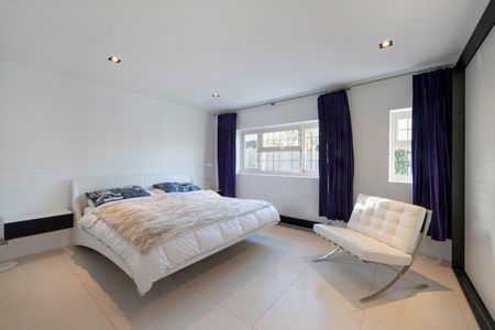 Fetcham, Leatherhead, Surrey, KT22 - Photo 2