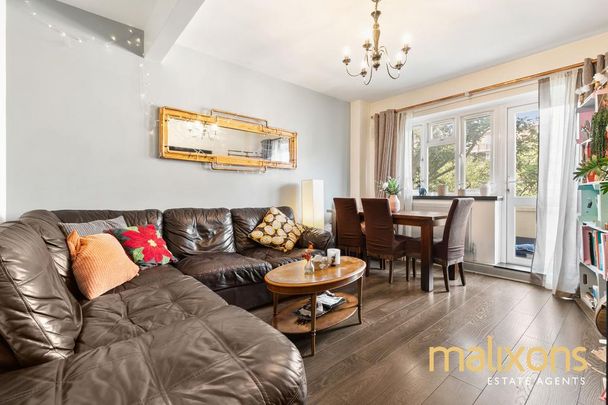 2 bedroom flat to rent - Photo 1