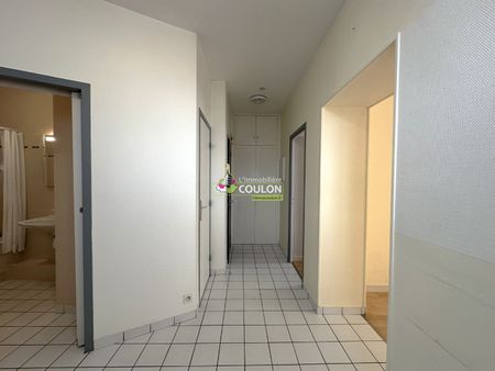 Location Appartement 2 pièces 45m² - Photo 2