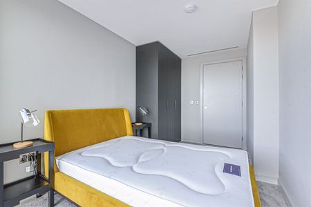 Available from 27/11/2025 - 2 Bed Apartment, Furnished - Photo 3