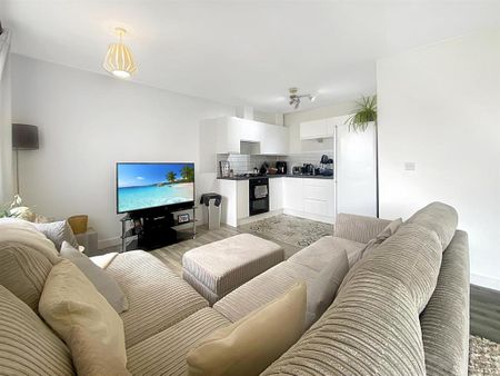 2 bedroom apartment to rent - Photo 5