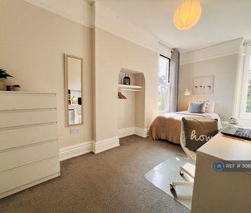 1 bedroom in a house share to rent - Photo 3