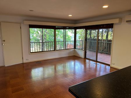 140 Maud Street, Balwyn North VIC 3104 - House For Rent | Domain - Photo 4