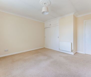 2 bedroom apartment to rent Cedar Lodge, Cudlow Garden, Rustington,... - Photo 3