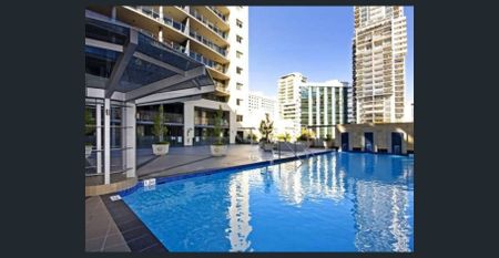 Perfect Pairs: Two Bed, Two Bath, Two Cars - Too Good - Photo 4