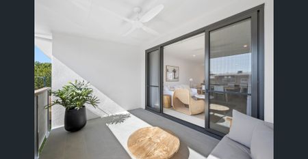 Brand new contemporary apartment in Noosaville - Photo 3