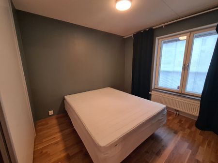 Hjalmar Söderbergs väg, Stockholm - Photo 3