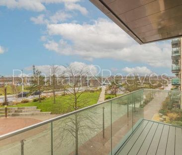 Accolade Avenue, Southall, UB1 - Photo 2