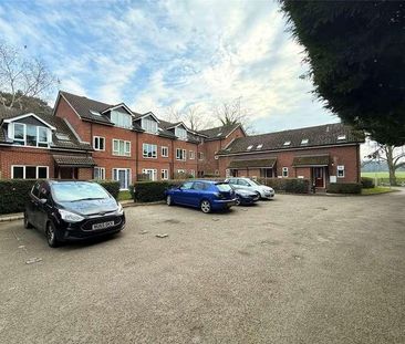 Seymour Court, Crowthorne, Berkshire, RG45 - Photo 5