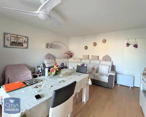 Location Appartement 2 pièces 50m² CAUSSADE 82300 - Photo 1