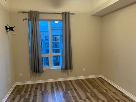 For Lease - 2490 Old Bronte Road Unit# 824, Oakville, Ontario - Photo 4