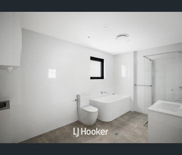 Near New Premium 2 Bedroom Apartment - Photo 4