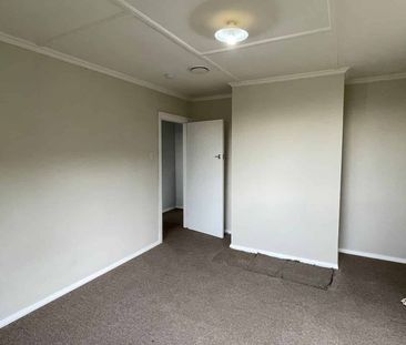 4 Bedroom family home - Photo 2