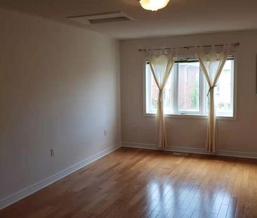 For Lease - 25 Ruby Crescent, Richmond Hill, Ontario - Photo 5