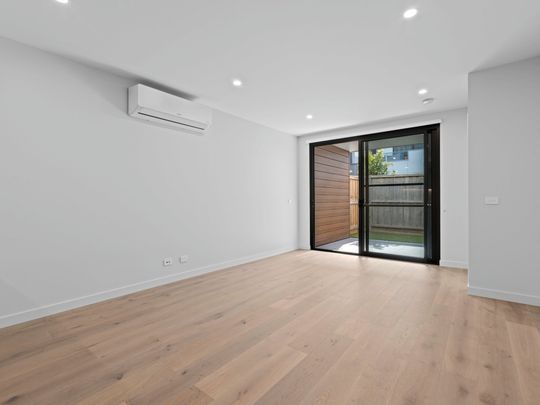 Thinking of selling? Contact our agent - Photo 1